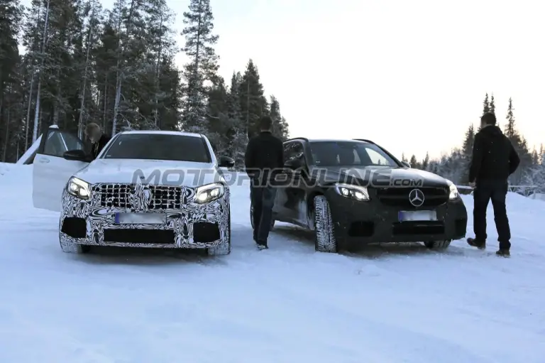 Mercedes-AMG GLC 63 Coupe - Foto spia 01-02-2017 - 10