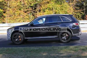 Mercedes AMG GLC 63 facelift - Foto spia 16-10-2018 - 15