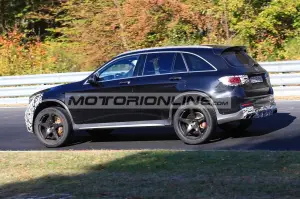 Mercedes AMG GLC 63 facelift - Foto spia 16-10-2018 - 16