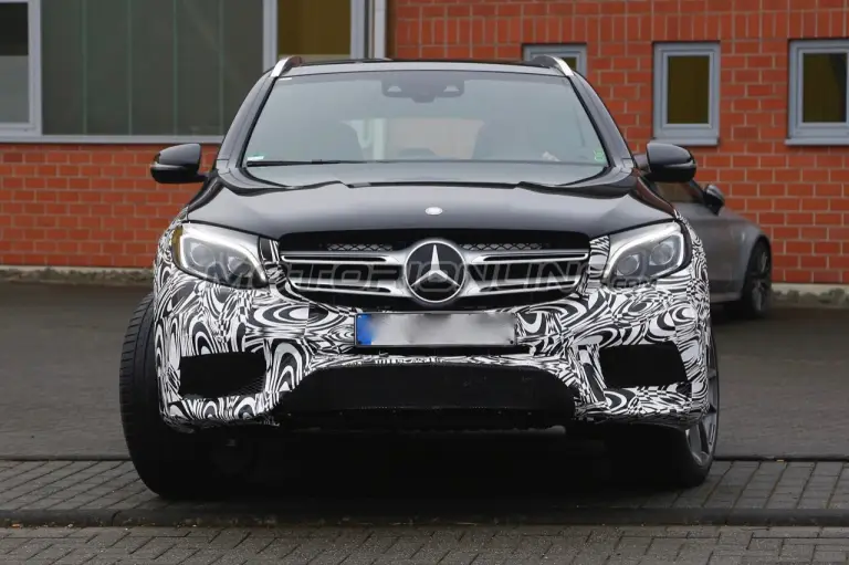 Mercedes-AMG GLC 63 - Foto spia 18-04-2016 - 1