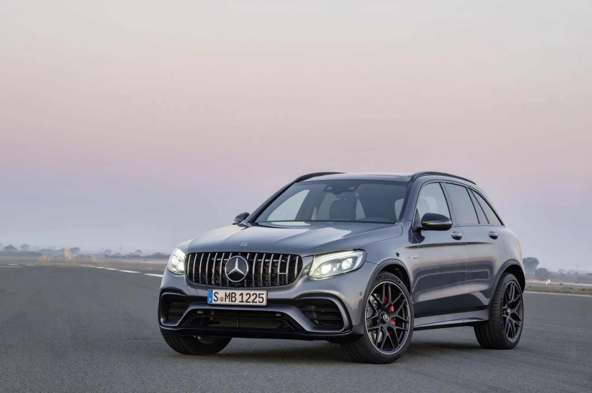 Mercedes AMG GLC 63 - 12