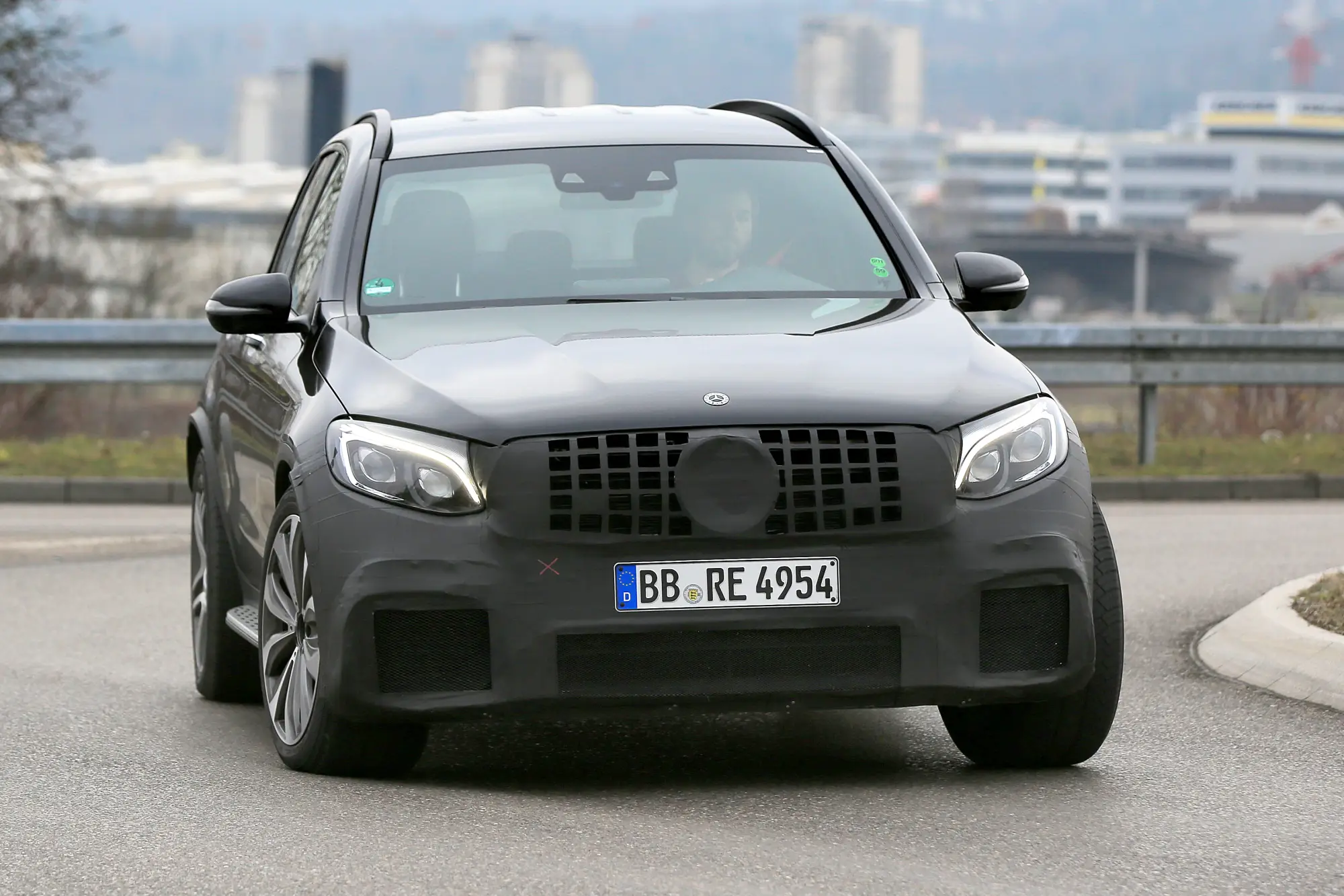 Mercedes-AMG GLC63 - foto spia dicembre 2016 - 1