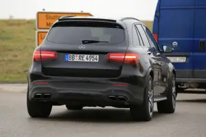 Mercedes-AMG GLC63 - foto spia dicembre 2016 - 9