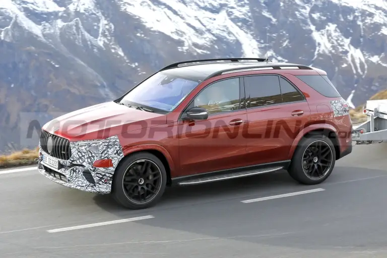 Mercedes-AMG GLE 53 e GLE 53 Coupé 2024 - Foto Spia 07-10-2022 - 15