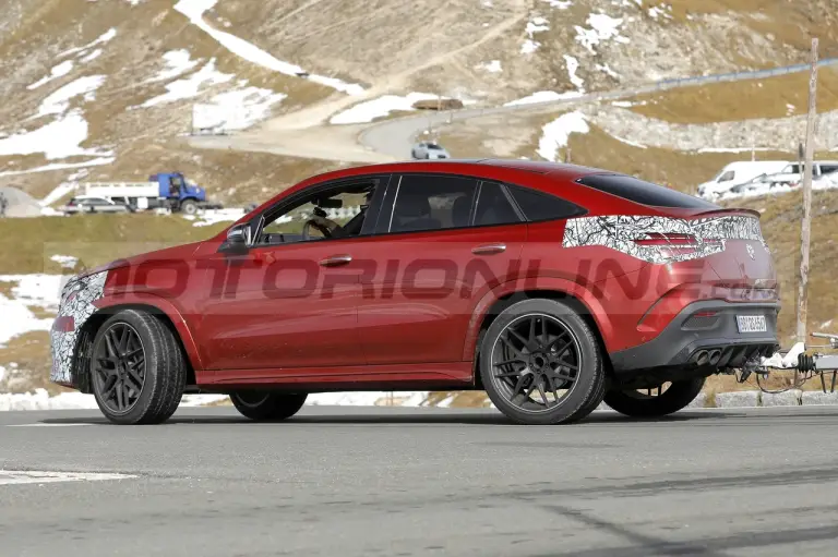 Mercedes-AMG GLE 53 e GLE 53 Coupé 2024 - Foto Spia 07-10-2022 - 18