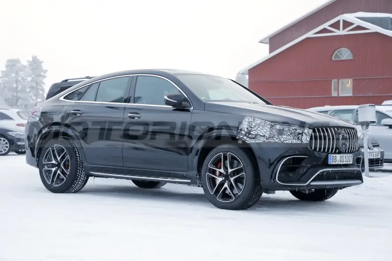 Mercedes-AMG GLE 63 2023 - Foto Spia 10-02-2022 - 13