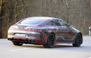 Mercedes-AMG GT 4 door 2022 - Foto spia 22-04-2021 - 13