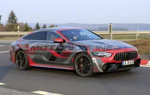 Mercedes-AMG GT 4 door 2022 - Foto spia 22-04-2021 - 16