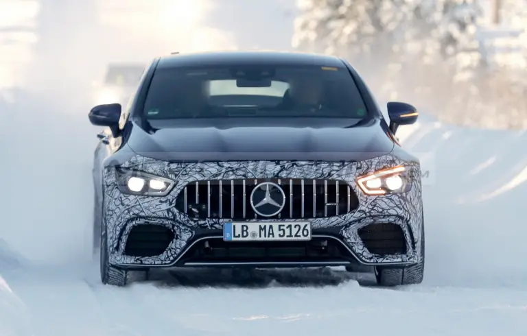 Mercedes-AMG GT 4-Door Hybrid - Foto spia 22-02-2020 - 1