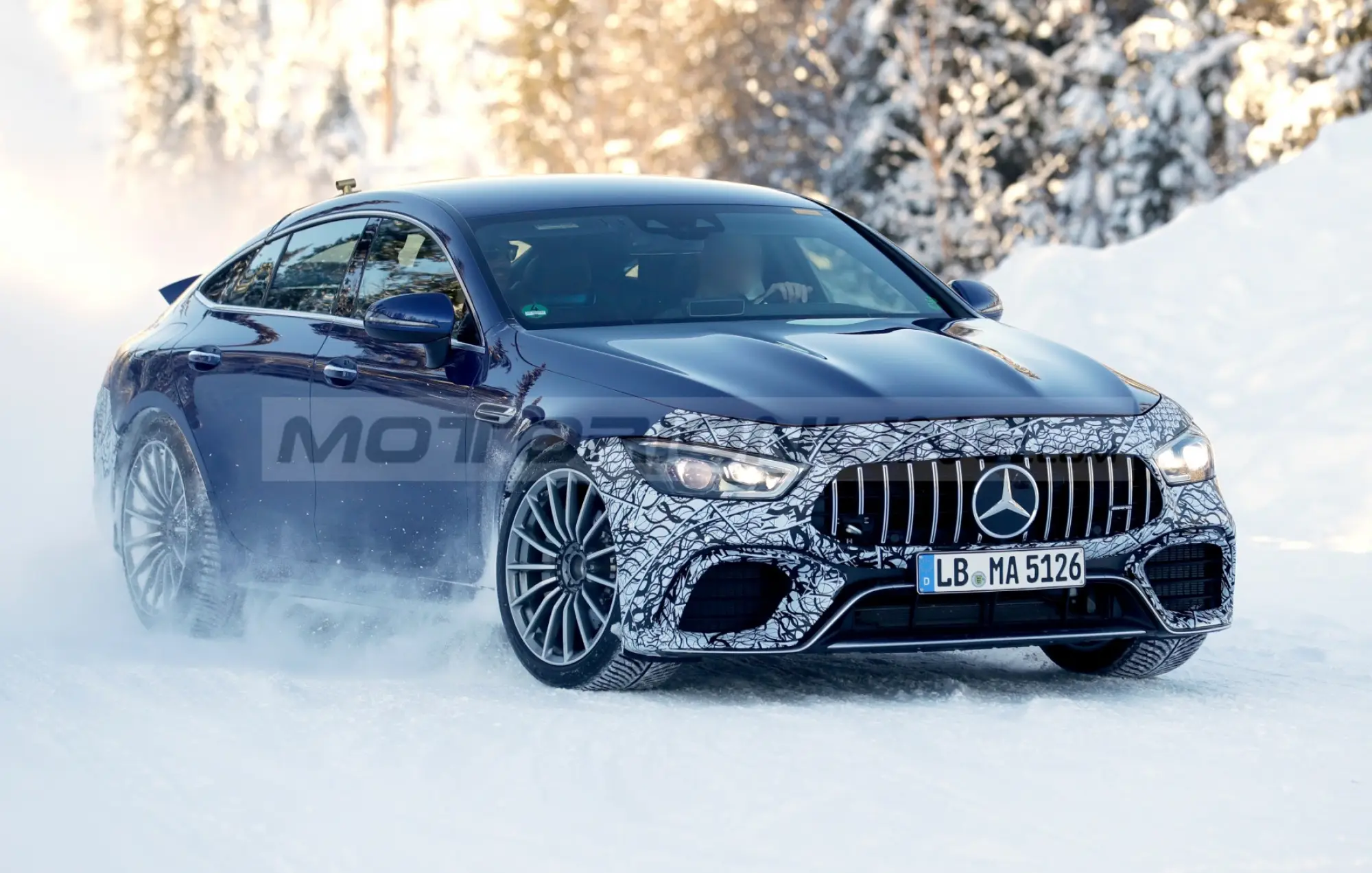 Mercedes-AMG GT 4-Door Hybrid - Foto spia 22-02-2020 - 3