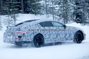 Mercedes AMG GT 4 porte foto spia 24 gennaio 2018