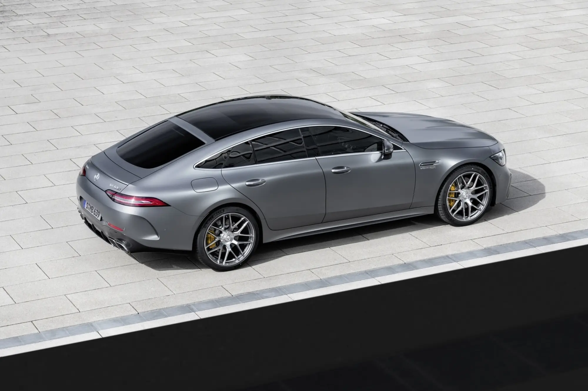 Mercedes-AMG GT 63 e GT 63 S Coupe4 2023 - Foto - 2