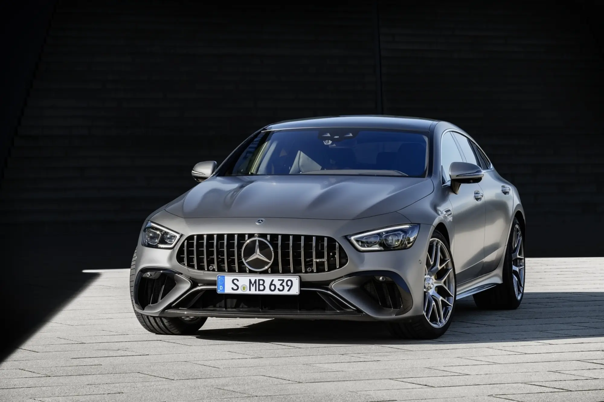 Mercedes-AMG GT 63 e GT 63 S Coupe4 2023 - Foto - 26