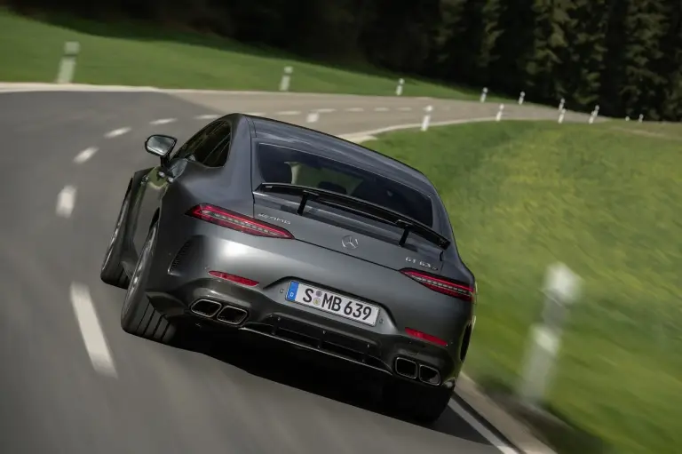 Mercedes-AMG GT 63 e GT 63 S Coupe4 2023 - Foto - 31