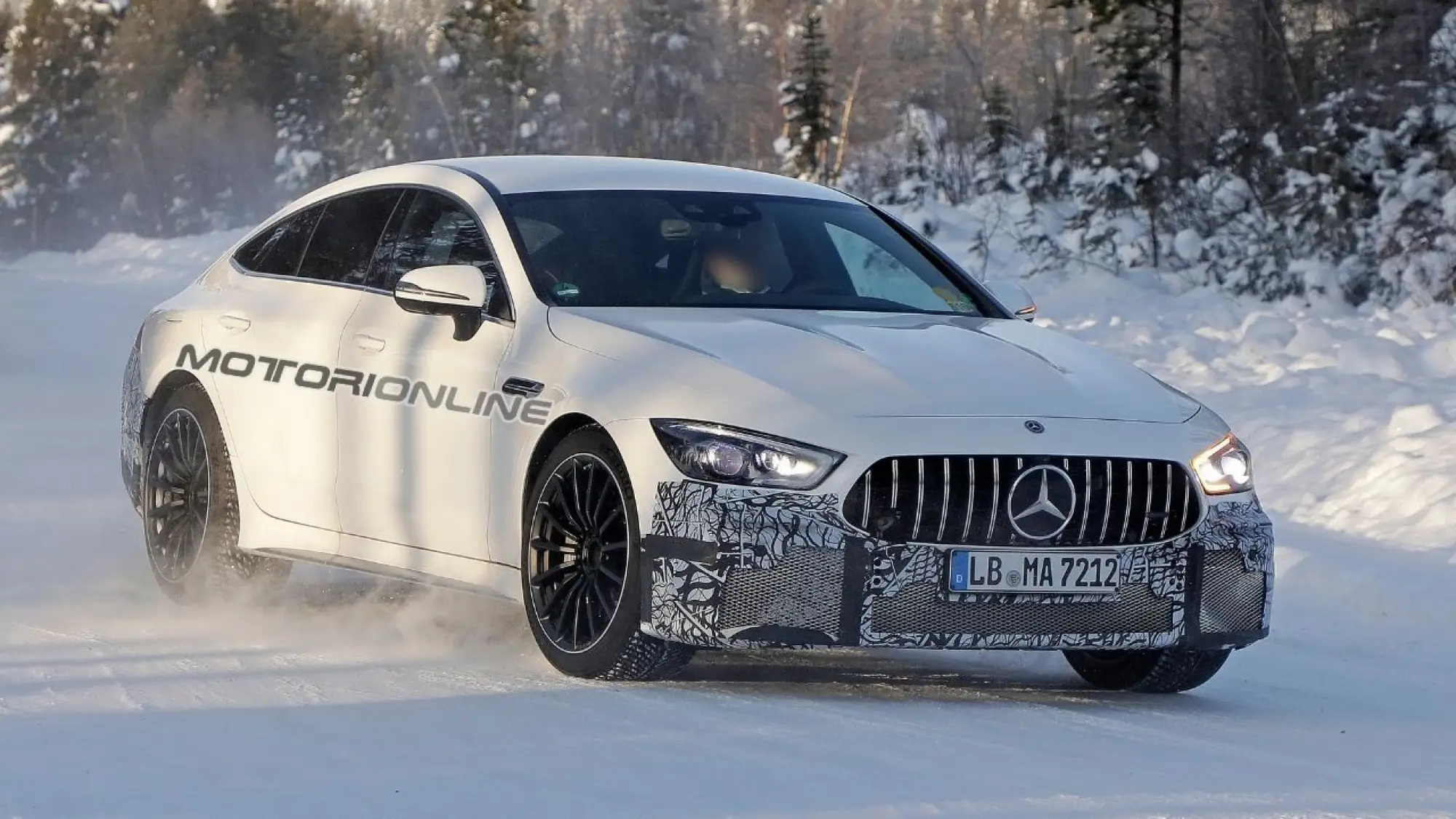 Mercedes AMG GT 73S Foto Spia  - 2