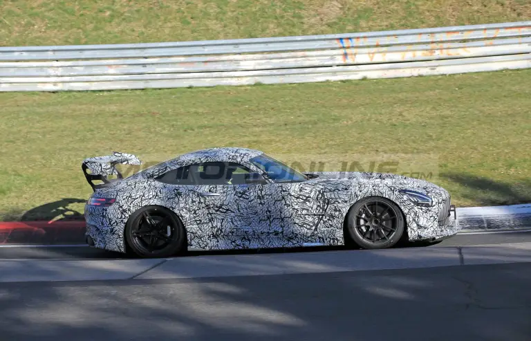 Mercedes-AMG GT Black Series - Foto spia 24-03-2020 - 14