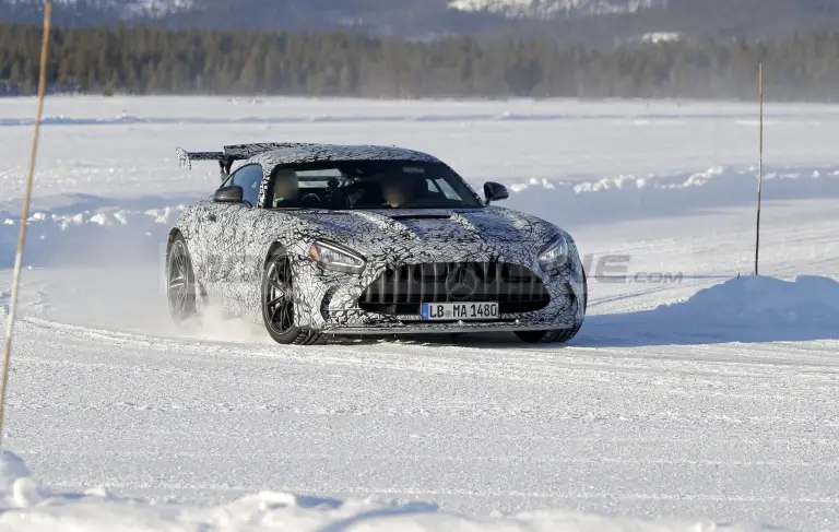 Mercedes-AMG GT Black Series - Foto spia 24-03-2020 - 20