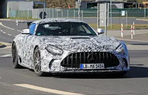 Mercedes-AMG GT Black Series - Foto spia 24-03-2020 - 3