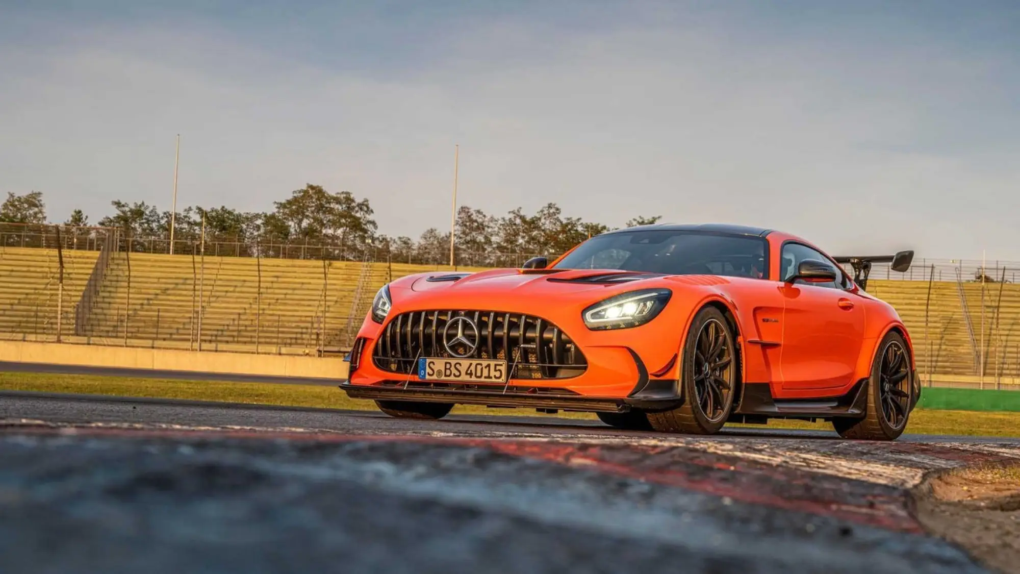 mercedes-amg-gt-black-series-gallery - 7