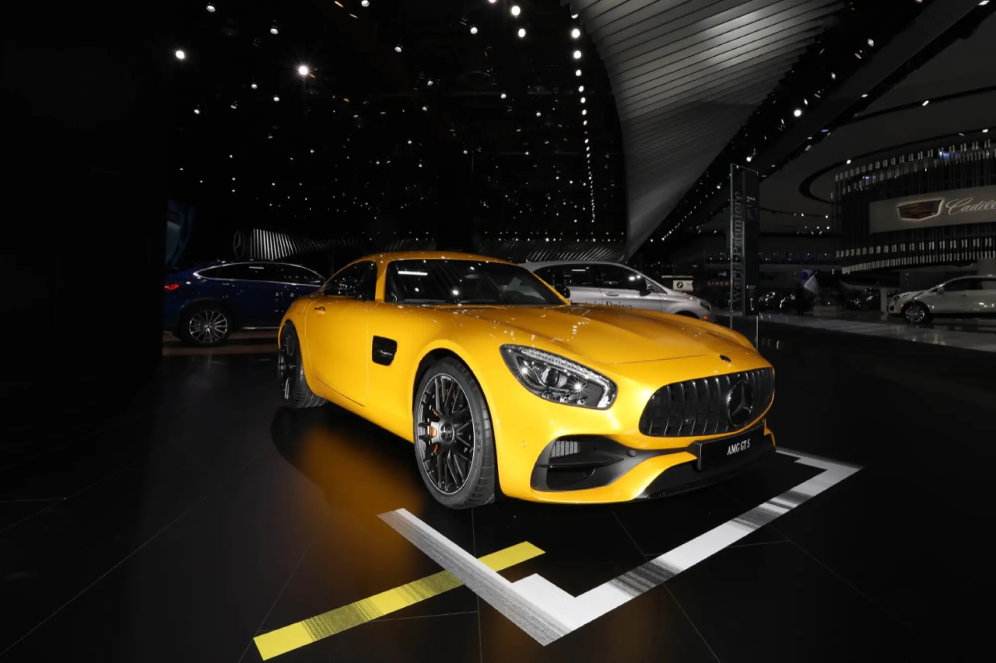 Mercedes-AMG GT C Coupe Edition 50 e GT S - Salone di Detroit 2017 - 17