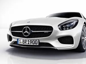 Mercedes AMG GT Carbon e Silver Chrome - 1