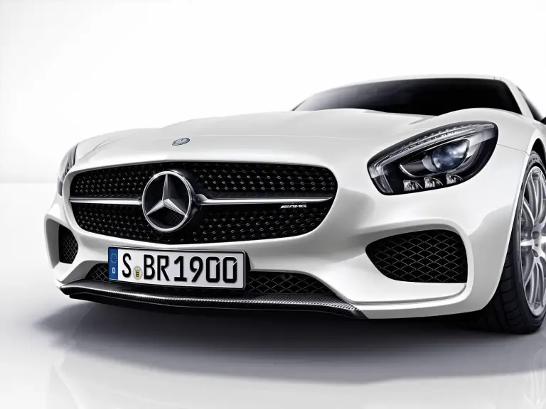 Mercedes AMG GT Carbon e Silver Chrome - 1