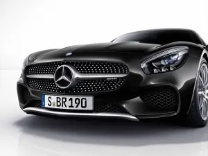 Mercedes AMG GT Carbon e Silver Chrome