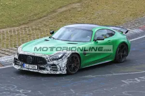 Mercedes-AMG GT R facelift foto spia 30-3-2018 - 3