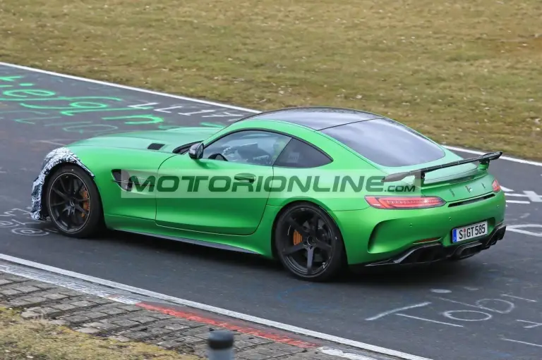 Mercedes-AMG GT R facelift foto spia 30-3-2018 - 6