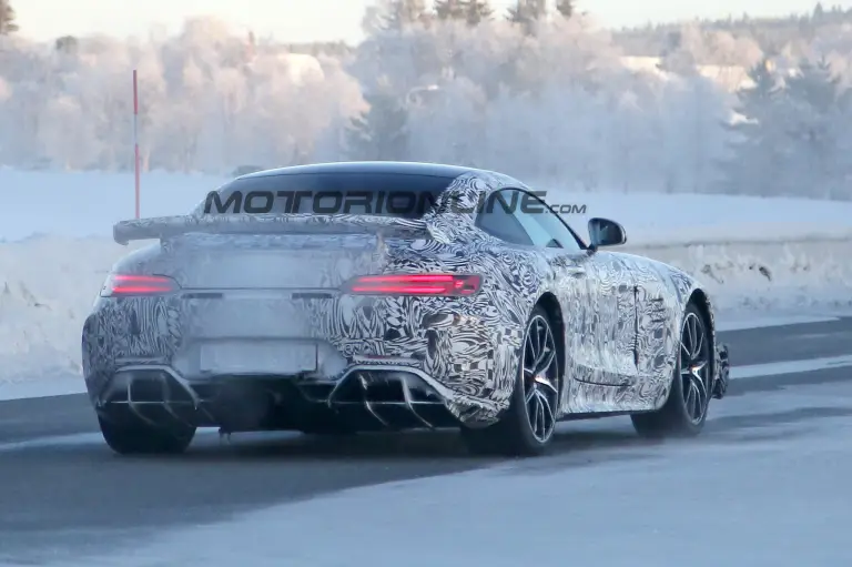 Mercedes-AMG GT-R - Foto spia 01-02-2016 - 8