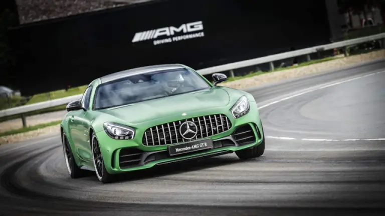 Mercedes-AMG GT R - nuova galleria su giro record - 9