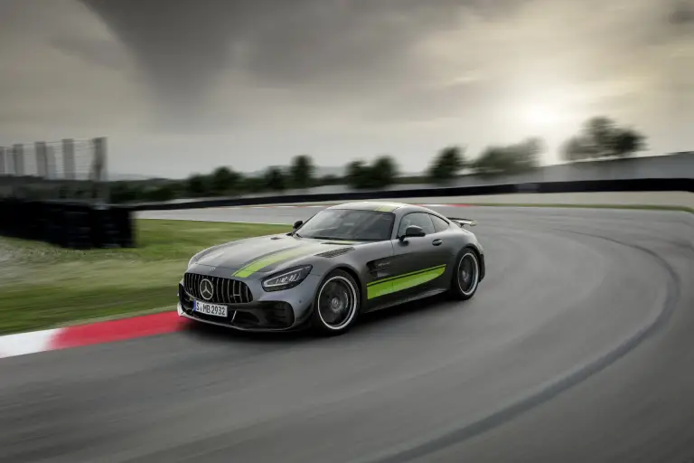 Mercedes AMG GT-R Pro - Inizia la produzione - 4