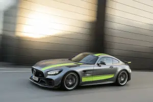 Mercedes-AMG GT R Pro