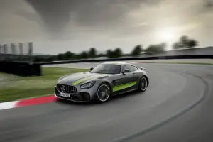 Mercedes-AMG GT R Pro - 1