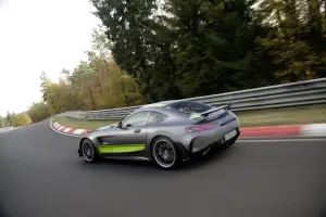 Mercedes-AMG GT R Pro - 2