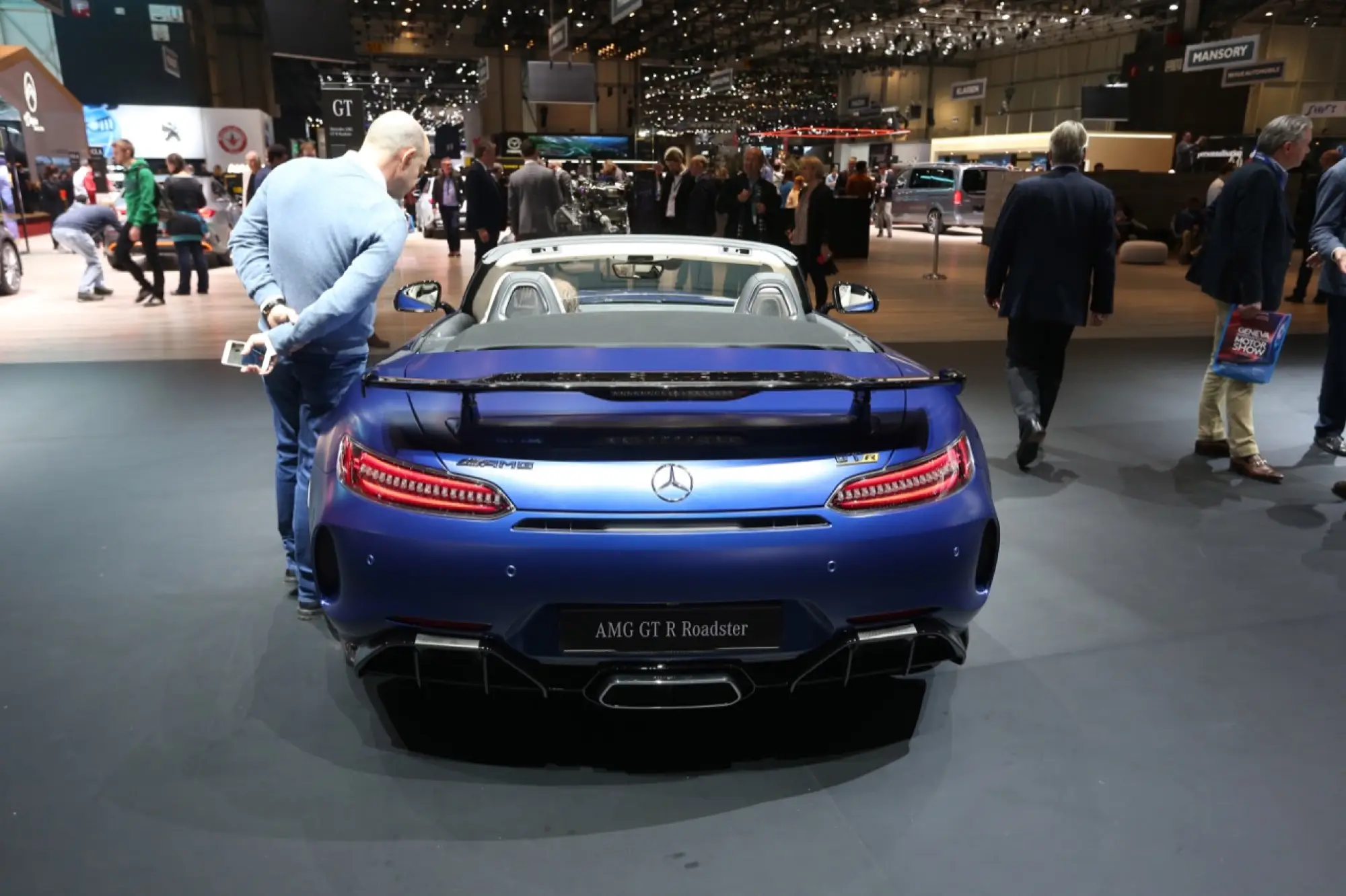 Mercedes-AMG GT R Roadster - Salone di Ginevra 2019  - 8