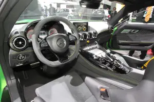 Mercedes AMG GT R - Salone di Parigi 2016