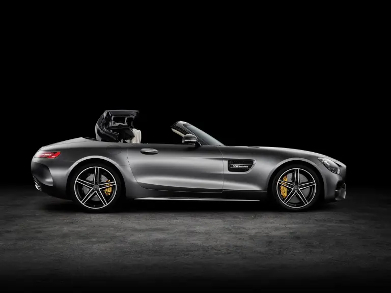 Mercedes-AMG GT Roadster e GT C Roadster - 18