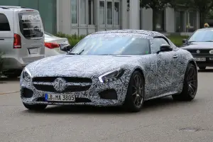 Mercedes AMG GT Roadster foto spia 26 luglio 2016 - 2