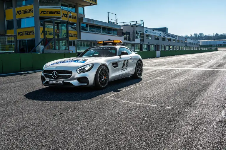 Mercedes-AMG GT S F1 Safety Car 2015 - 7