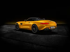 Mercedes AMG GT S Roadster - 2