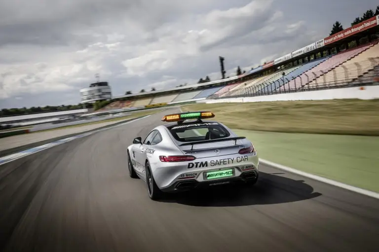 Mercedes AMG GT S Safety Car DTM 2015 - 2