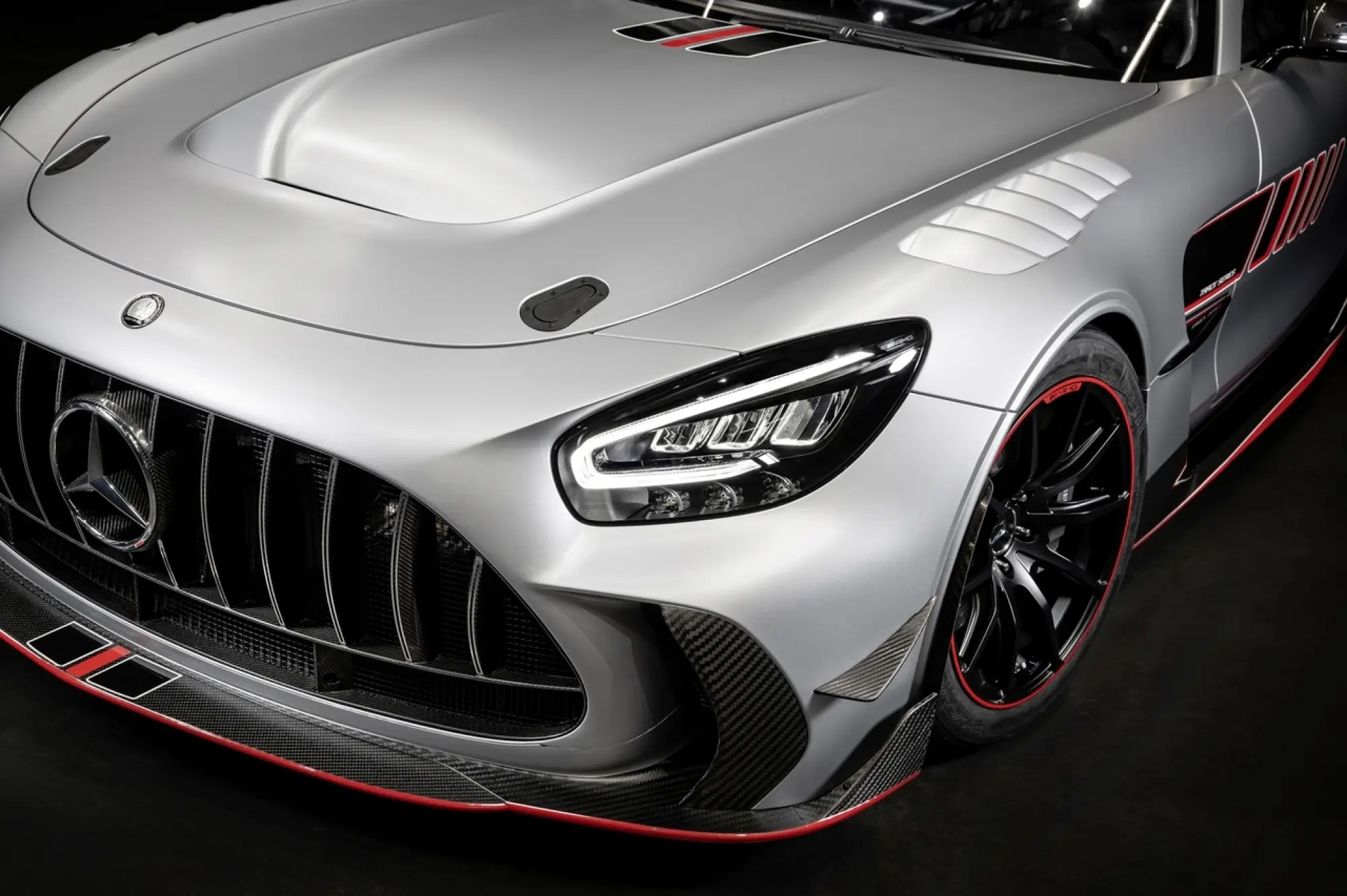 Mercedes-AMG GT Track Edition - Foto - 12