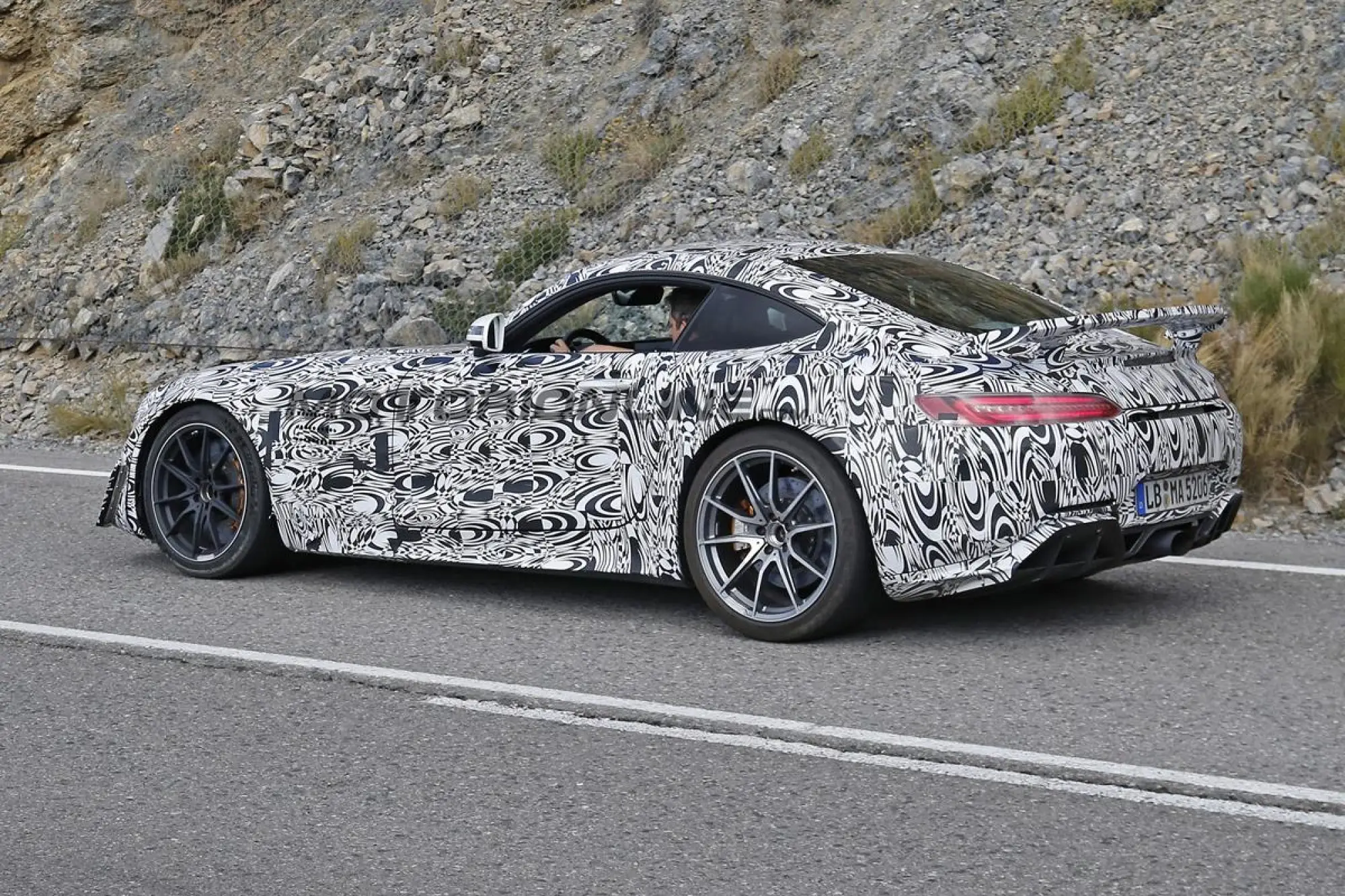 Mercedes AMG GT3 stradale - Foto spia 07-10-2015 - 7