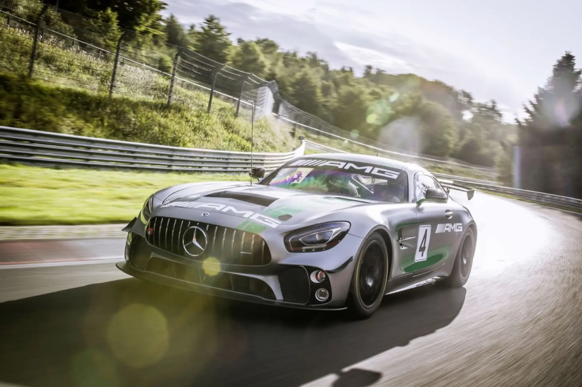 Mercedes-AMG GT4 - nuova galleria fotografica - 1