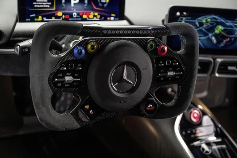 Mercedes-AMG One 2022 - 46