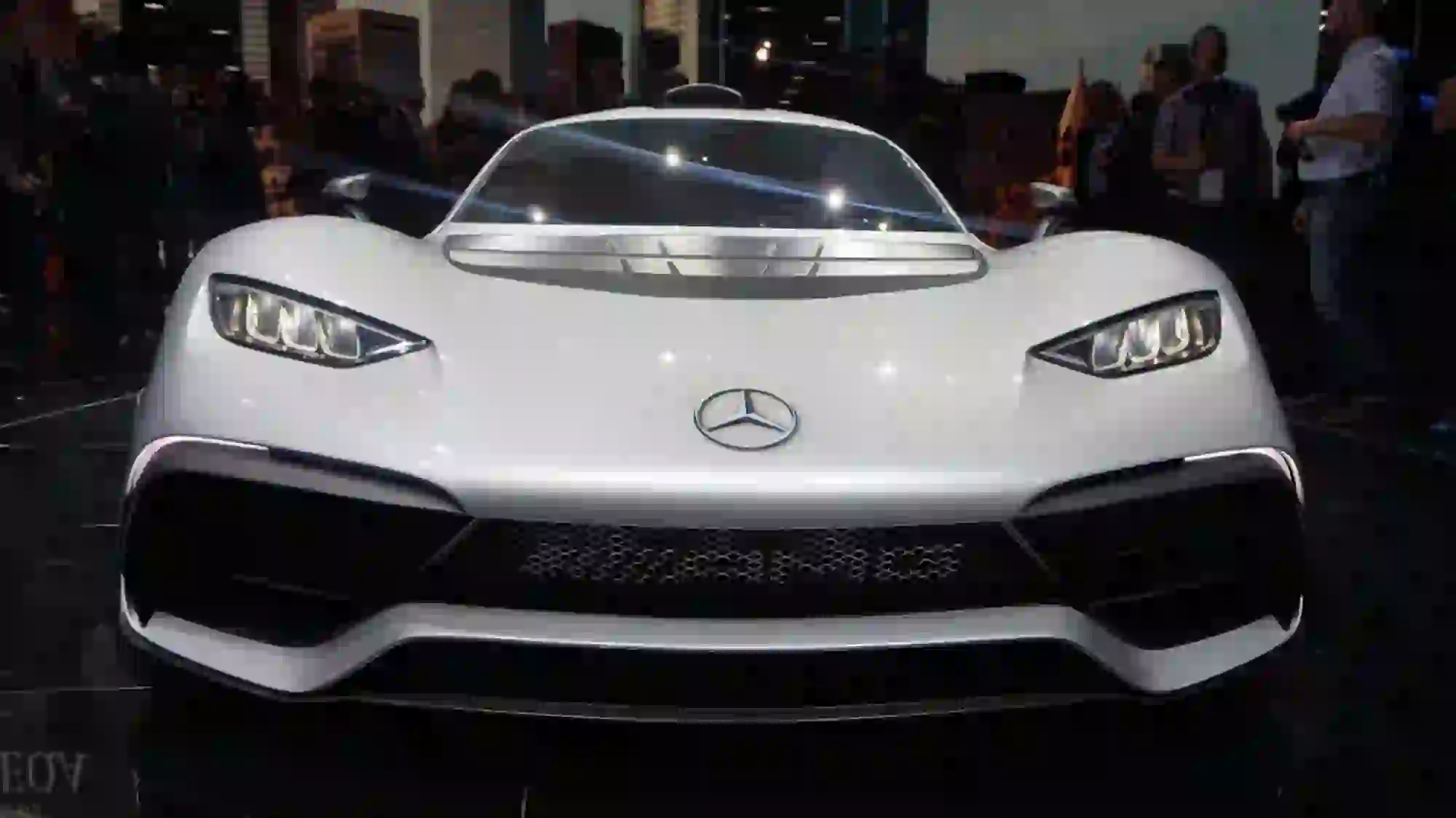 Mercedes-AMG Project ONE Foto Live - Salone di Francoforte 2017 - 13