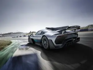 Mercedes AMG Project One foto ufficiali