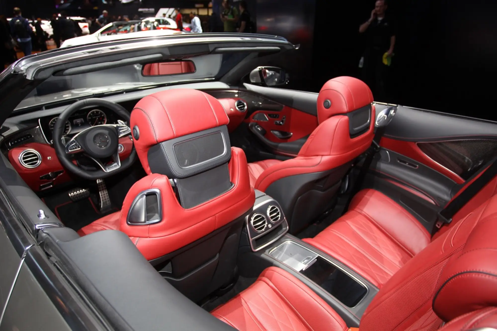 Mercedes-AMG S 63 4MATIC Cabriolet Edition 130 - Salone di Detroit 2016 - 5