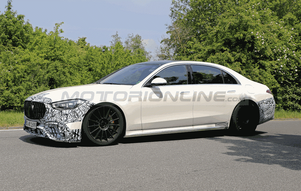 Mercedes-AMG S63 2022 - Foto spia 16-06-2021